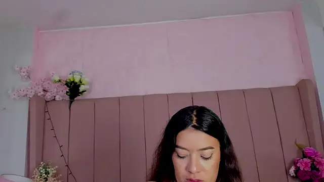 MollyBigBoobs12 online show from December 18, 9:07 pm