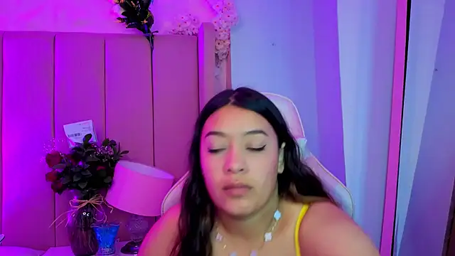 MollyBigBoobs12 online show from February 24, 9:04 pm