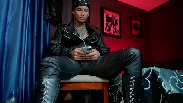 Leonnardo Jaramillo online show from March 8, 2:09 pm