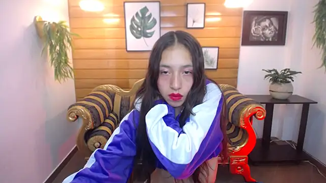 Snapshot of Valeria_roussi chatting on February 17, 8:49 pm Valeria roussi online show from February 17, 8:49 pm