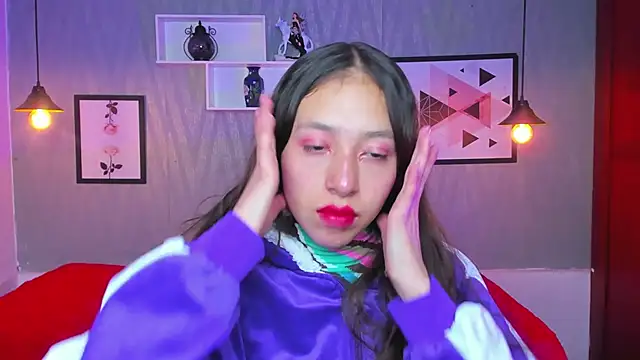 Snapshot of Valeria_roussi chatting on January 22, 2:24 pm Valeria roussi online show from January 22, 2:24 pm