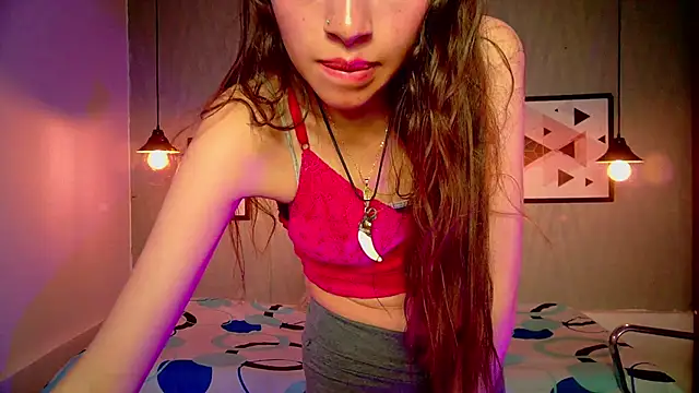 Snapshot of Valeria_roussi chatting on December 7, 4:42 pm Valeria roussi online show from December 7, 4:42 pm