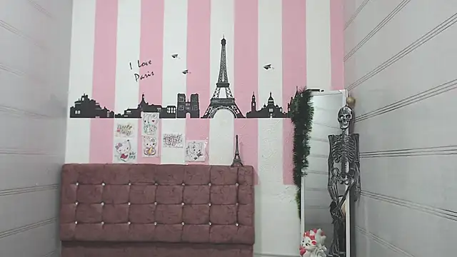 sara caplerx online show from September 26, 12:45 pm