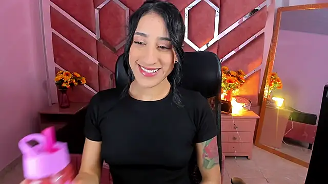 Eimy Sexy  online show from June 2, 1:11 pm