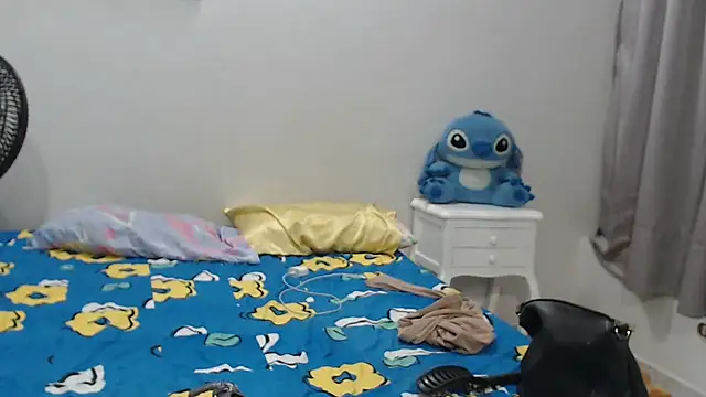 SaraStoneCute online show from March 24, 7:03 pm