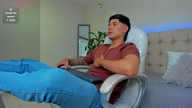 Damian23   online show from February 25, 5:51 pm