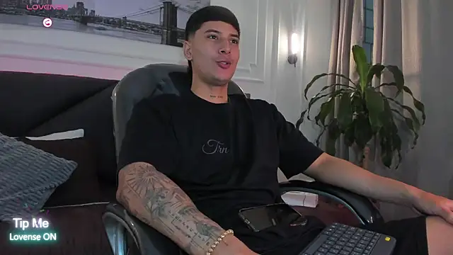 Damian23   online show from April 13, 12:42 pm