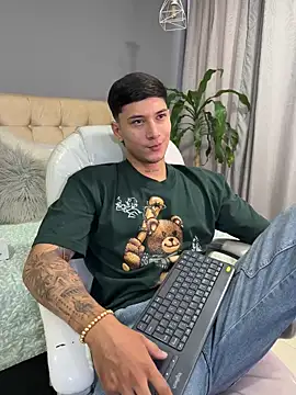Damian23   online show from September 10, 12:37 pm