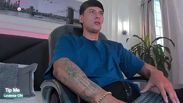 Damian23   online show from March 20, 7:26 pm