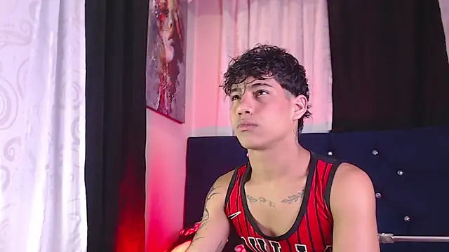 Sexys Boys Hot1 online show from February 15, 1:50 am