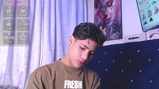 Snapshot of Sexys_Boys_Hot1 chatting on November 29, 2:44 am Sexys Boys Hot1 online show from November 29, 2:44 am