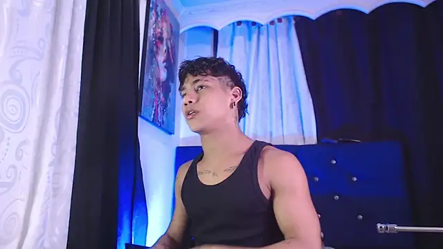 Sexys Boys Hot1 online show from February 26, 1:16 am