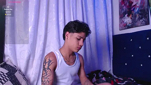 Sexys Boys Hot1 online show from December 5, 1:27 am