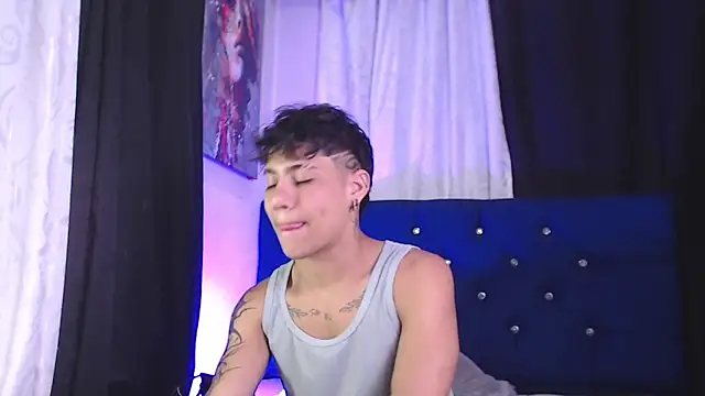 Sexys Boys Hot1 online show from February 21, 1:35 pm