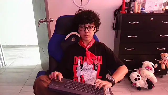 thomascooper7 online show from March 1, 7:03 pm