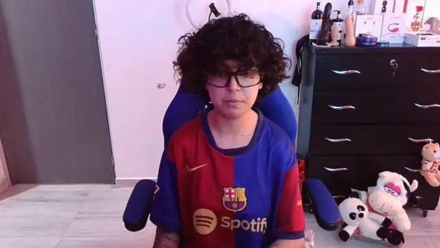 thomascooper7 online show from November 2, 7:52 pm