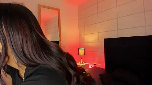 Christine Laam online show from November 11, 12:11 pm