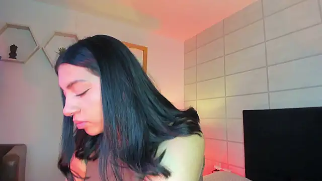 Christine Laam online show from November 28, 12:16 pm