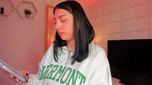 Christine Laam online show from December 17, 11:59 am