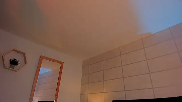 Christine Laam online show from February 14, 2:56 am