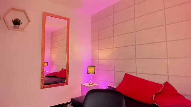 Christine Laam online show from March 17, 11:57 am