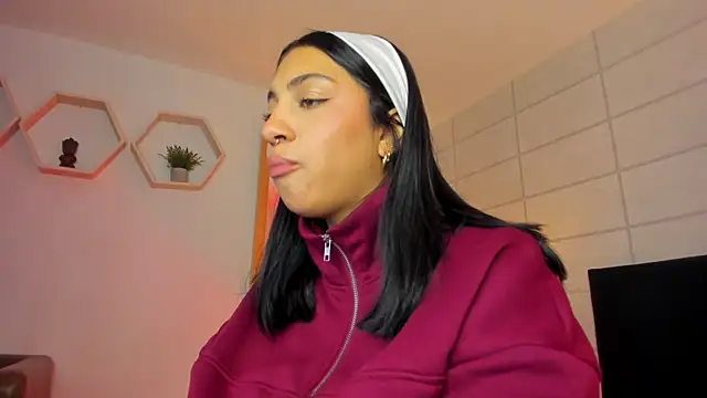 Christine Laam online show from November 20, 12:06 pm