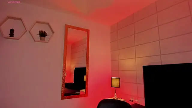 Christine Laam online show from December 22, 12:05 pm