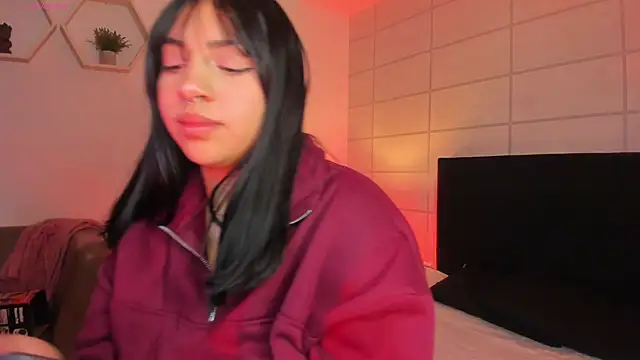 Christine Laam online show from January 6, 11:58 am