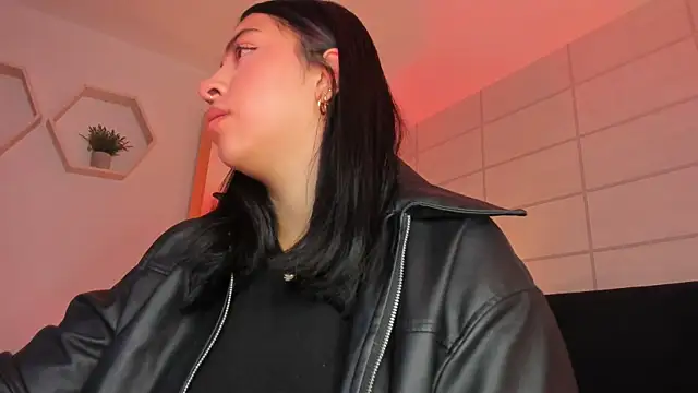 Christine Laam online show from December 2, 12:18 pm