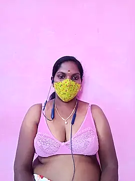 Snapshot of Tamil_queensexy chatting on February 9, 2:17 am Tamil queensexy online show from February 9, 2:17 am