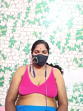 Snapshot of Tamil_queensexy chatting on March 14, 5:46 pm Tamil queensexy online show from March 14, 5:46 pm