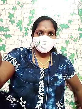 Snapshot of Tamil_queensexy chatting on December 18, 1:45 pm Tamil queensexy online show from December 18, 1:45 pm