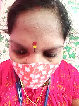 Snapshot of Tamil_queensexy chatting on January 4, 2:35 am Tamil queensexy online show from January 4, 2:35 am