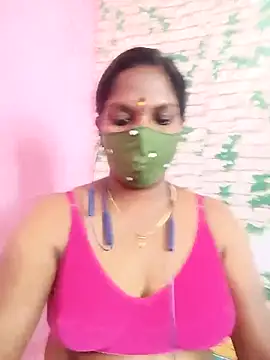 Snapshot of Tamil_queensexy chatting on February 19, 5:27 am Tamil queensexy online show from February 19, 5:27 am