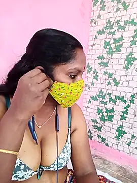 Snapshot of Tamil_queensexy chatting on March 8, 2:12 am Tamil queensexy online show from March 8, 2:12 am