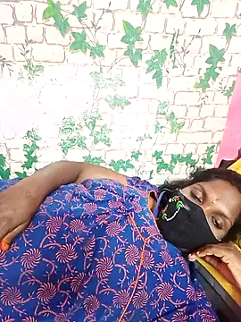 Snapshot of Tamil_queensexy chatting on December 20, 6:56 pm Tamil queensexy online show from December 20, 6:56 pm