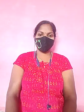 Snapshot of Tamil_queensexy chatting on December 14, 4:45 am Tamil queensexy online show from December 14, 4:45 am