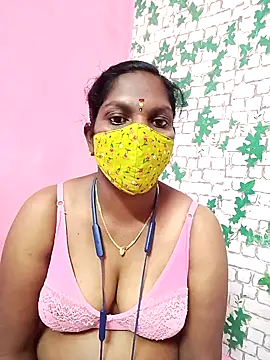 Snapshot of Tamil_queensexy chatting on January 20, 5:37 pm Tamil queensexy online show from January 20, 5:37 pm