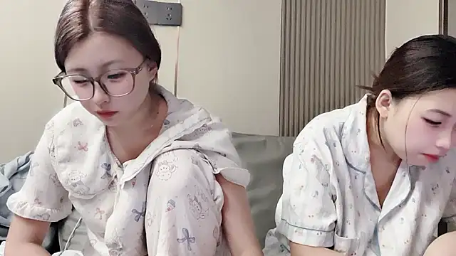 MM YY SS online show from October 21, 10:03 am