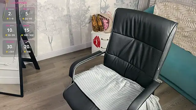 Snapshot of Eva_Conors_ chatting on October 8, 1:07 am Eva Conors  online show from October 8, 1:07 am
