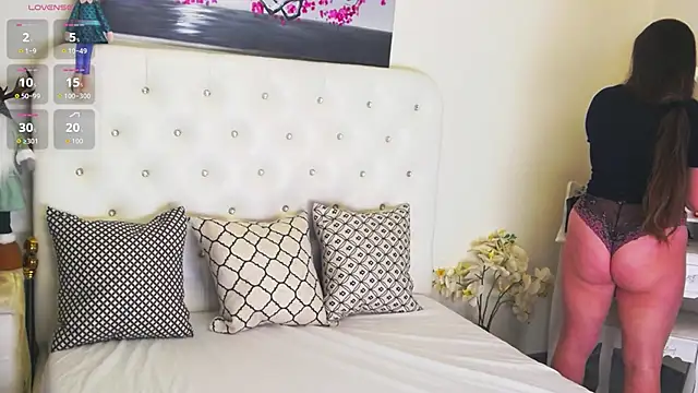 Ysabell01 online show from January 12, 5:25 am