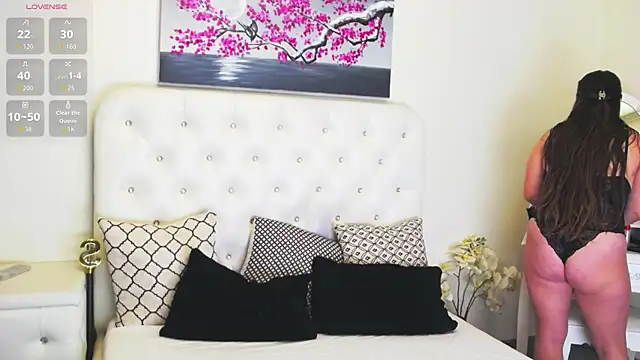 Snapshot of Ysabell01 chatting on November 27, 5:19 am Ysabell01 online show from November 27, 5:19 am