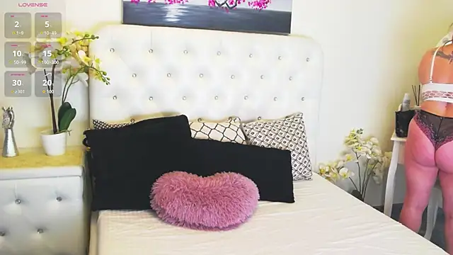 Ysabell01 online show from April 14, 4:28 am