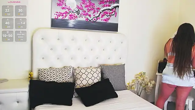 Snapshot of Ysabell01 chatting on December 1, 5:30 am Ysabell01 online show from December 1, 5:30 am