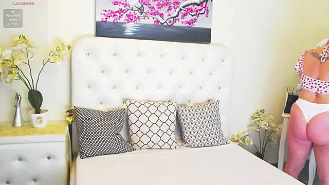 Ysabell01 online show from April 18, 4:26 am