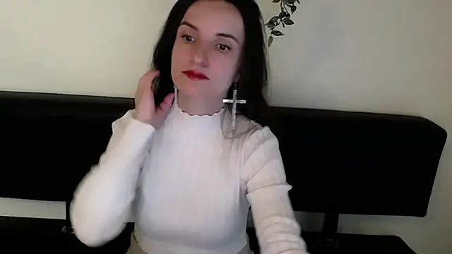 LaimaV  online show from April 15, 9:37 pm