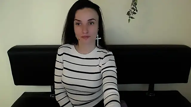 LaimaV  online show from March 29, 9:05 pm