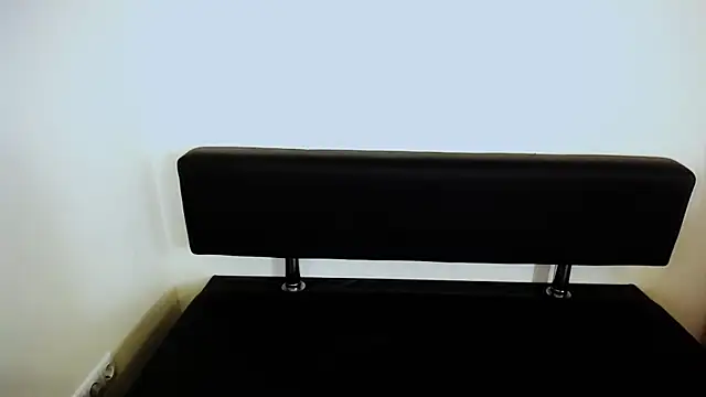 LaimaV  online show from October 20, 3:01 pm