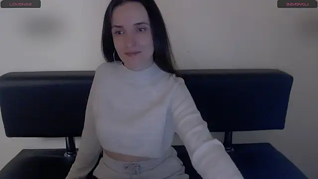 LaimaV  online show from March 13, 9:31 pm