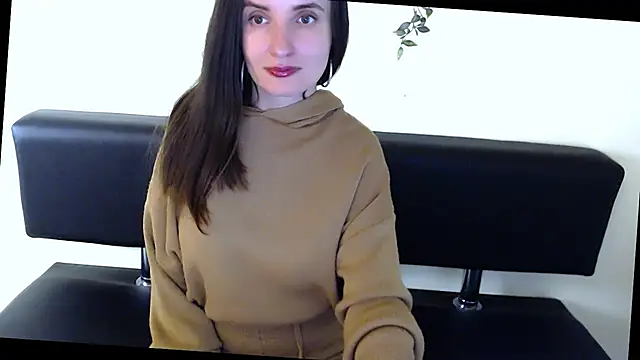 LaimaV  online show from April 28, 10:25 pm